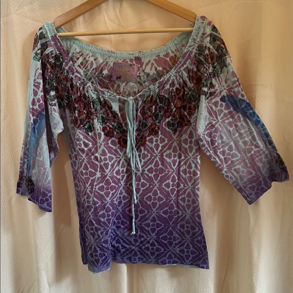 Butterfly dropout 🦋 Purple/Blue floral/Swallow 3/4 sleeve Top. - Picture 4 of 13